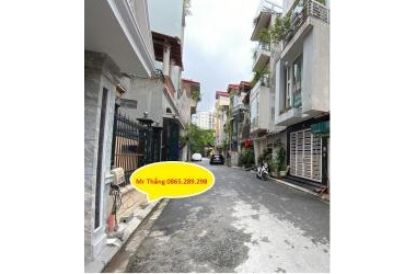 Bán nhà phố Nguyễn Văn Cừ, Ngõ 2 ô tô tránh, Trung tâm tài chính, bến xe, 66m2, giá chỉ hơn 90tr/m2.